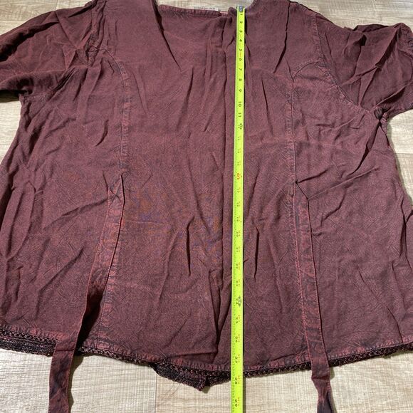 Braja Exclusives Womens 3L Red Black Artsy Embroidered Rayon Shirt Top - Picture 7 of 8